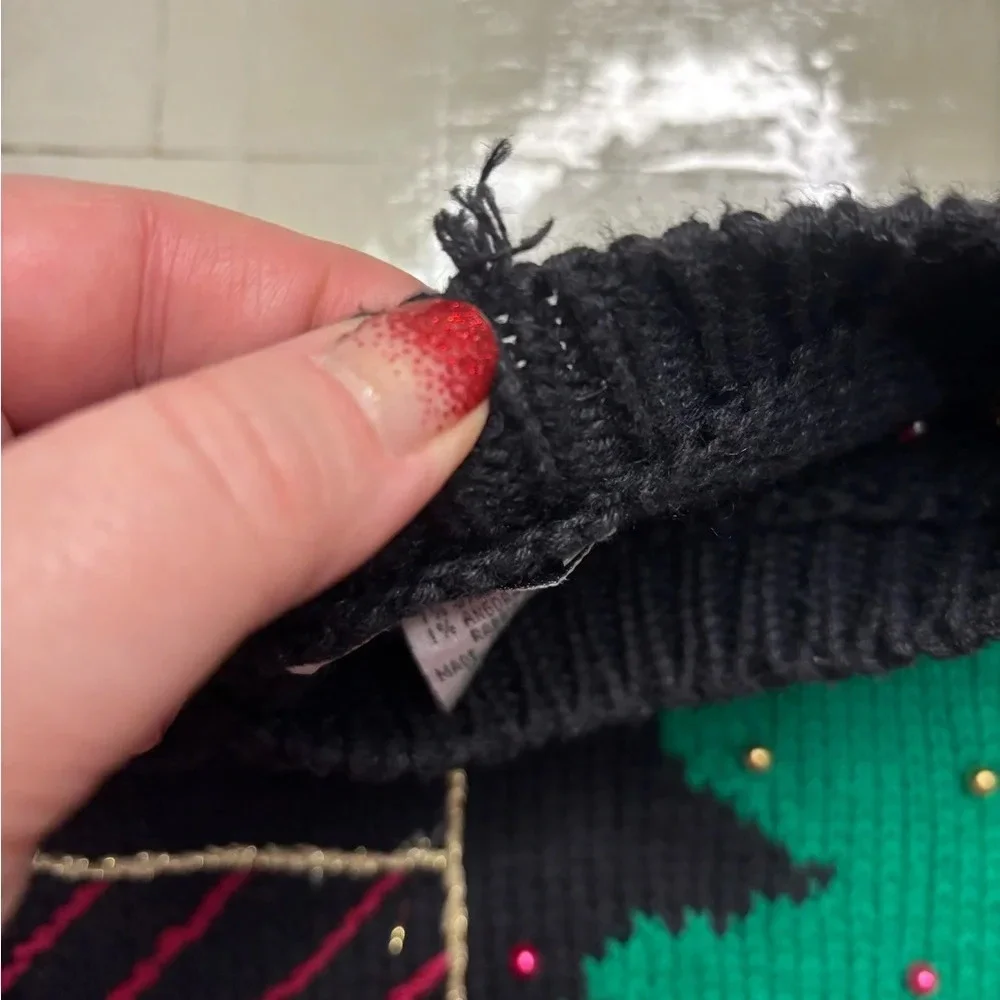 Vintage 90s Black Graphic Knit Embellished Ugly Christmas Sweater Size Large - Picture 6 of 7